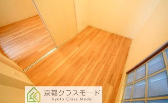Room 2.7