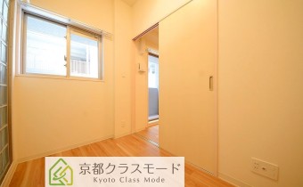 Room 2.7