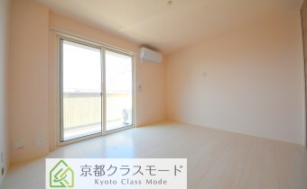 洋室7.6帖