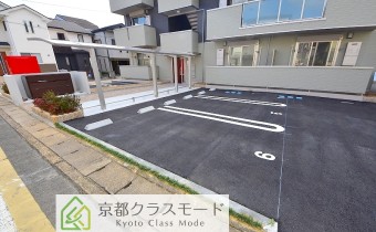 敷地内ガレージ