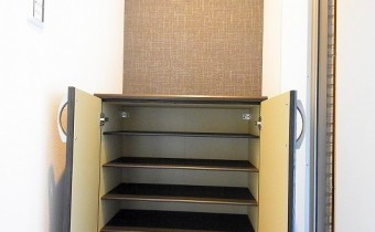 ※写真は同建物内の101号室の物です。
