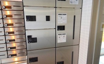 宅配ボックス