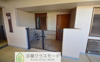 ポーチ