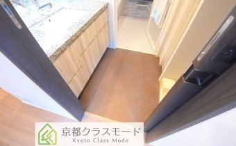 ※室内写真は同マンション内・別タイプの参考画像となります。