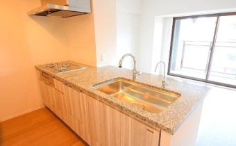 ※室内写真は同マンション内・別タイプの参考画像となります。