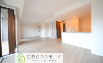 ※室内写真は同マンション内・別タイプの参考画像となります。