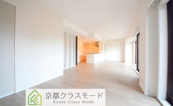 ※室内写真は同マンション内・別タイプの参考画像となります。