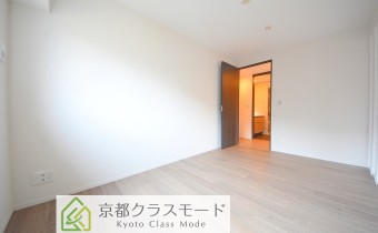 ※室内写真は同マンション内・別タイプの参考画像となります。