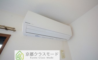 Room 5.9のエアコン