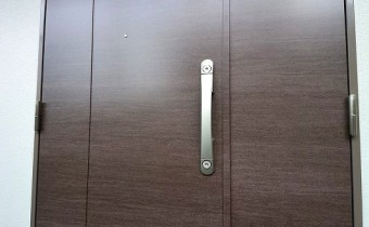 玄関ドア