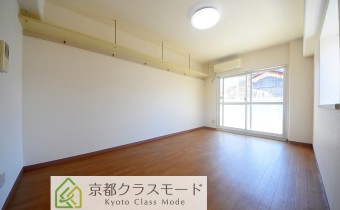 Room9