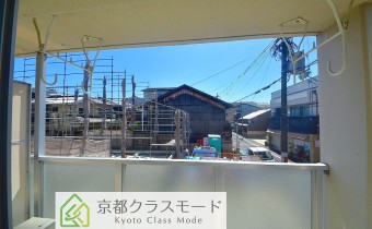 バルコニ