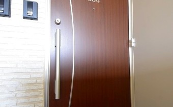 玄関ドア