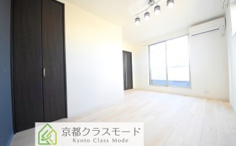 Room7.7