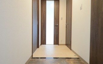 ※室内写真は同マンション内・別タイプの参考画像となります。