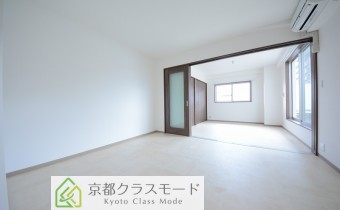 ※室内写真は同マンション内・別タイプの参考画像となります。