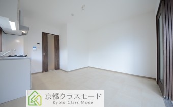 ※室内写真は同マンション内・別タイプの参考画像となります。