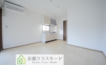 ※室内写真は同マンション内・別タイプの参考画像となります。