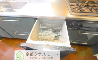 食洗機　※室内写真は同マンション内の別のお部屋のものです。