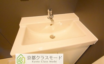 独立洗面台