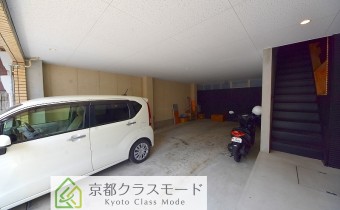 ガレージ