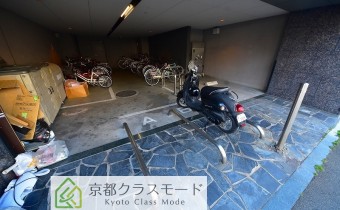バイク置場