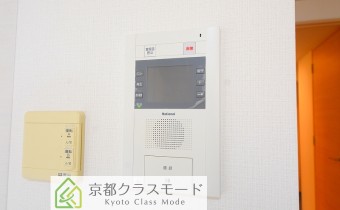 ※室内写真は同マンション内・別タイプの参考画像となります。