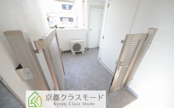 玄関ポーチ
