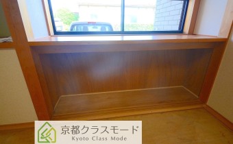 和室の出窓下の収納