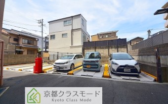敷地内ガレージ