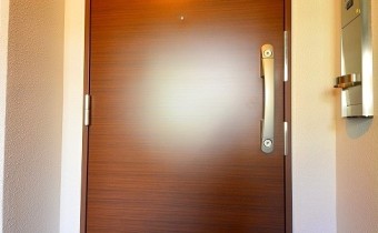 玄関ドア