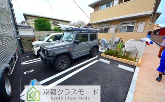 敷地内ガレージ