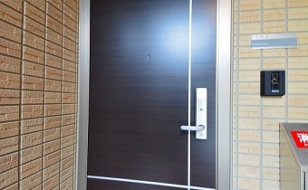 玄関ドア