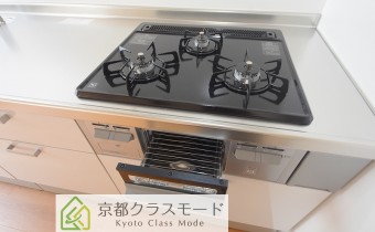 3口ガスコンロ（グリル付き）