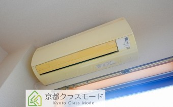 Room 5.3（キッチン側）のエアコン