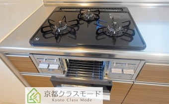 3口ガスコンロ（グリル付き）
