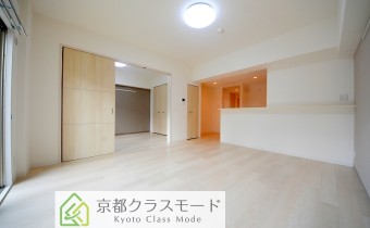 広々とした「カウンターキッチンタイプ」の15.4帖のリビングダイニング♪