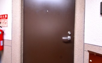 玄関ドア