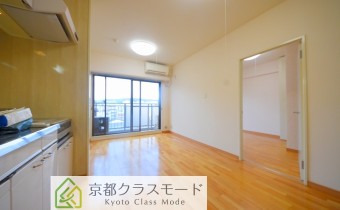 ※室内写真は同マンション内の別のお部屋です（参考にご覧ください）