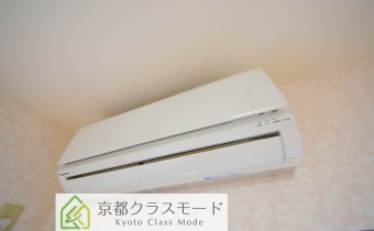 Room 6のエアコン　※室内写真は同マンション内の別のお部屋です（参考にご覧ください）