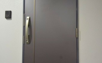 玄関ドア