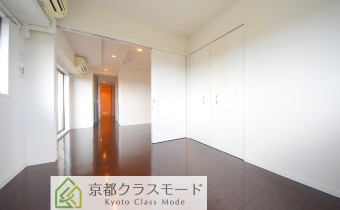 洋室5.6帖①・別アングル