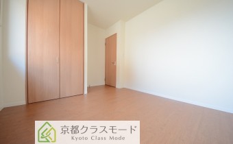 洋室6.4帖