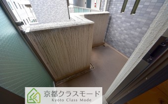 浴室側のバルコニー