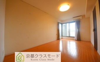 Room 8.3