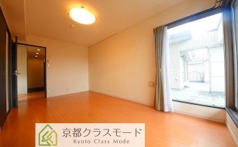Room 8.3