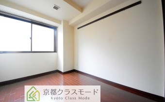 Room 4.4