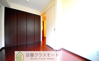 Room 4.4