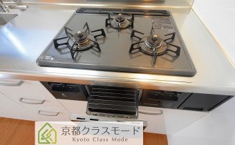 3口ガスコンロ（グリル付き）
