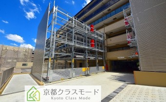 敷地内ガレージ